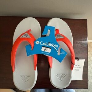 Columbia Flip Flops, size 8